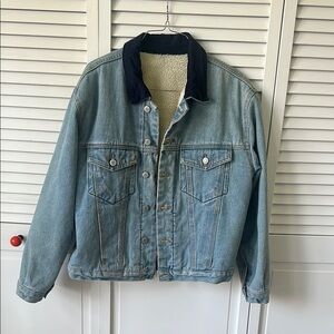 Brandy Melville Denim Jacket with Sherpa Lining and Navy Corduroy Collar